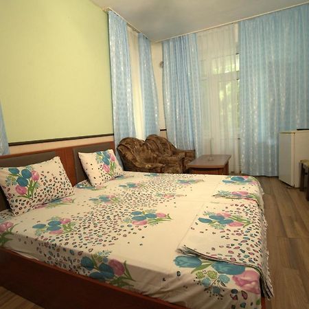 Atlant Hotel 나브란 외부 사진