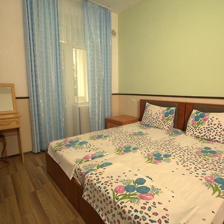 Atlant Hotel 나브란 외부 사진